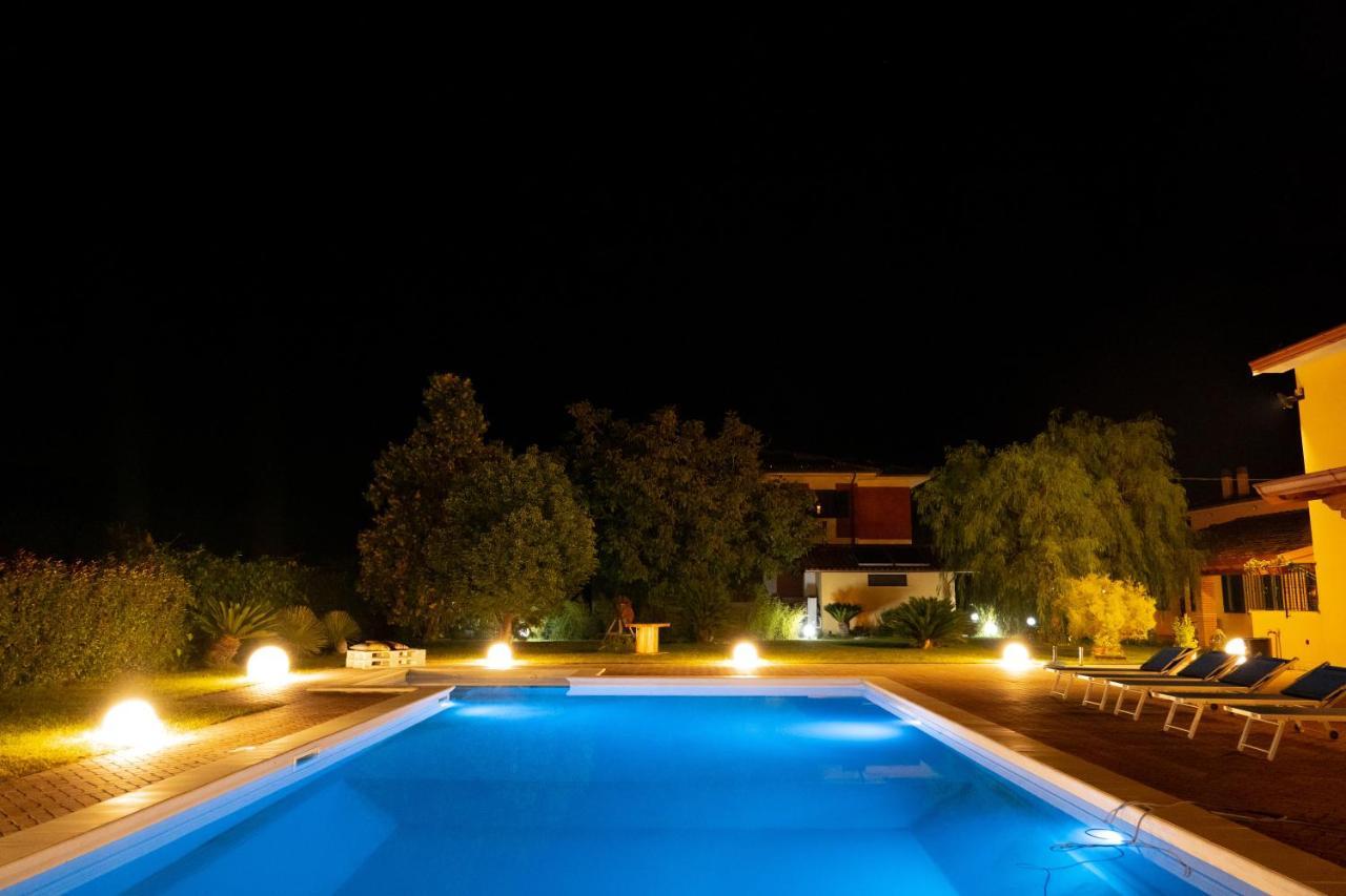 Agriturismo Casa Chiara Latina Kültér fotó