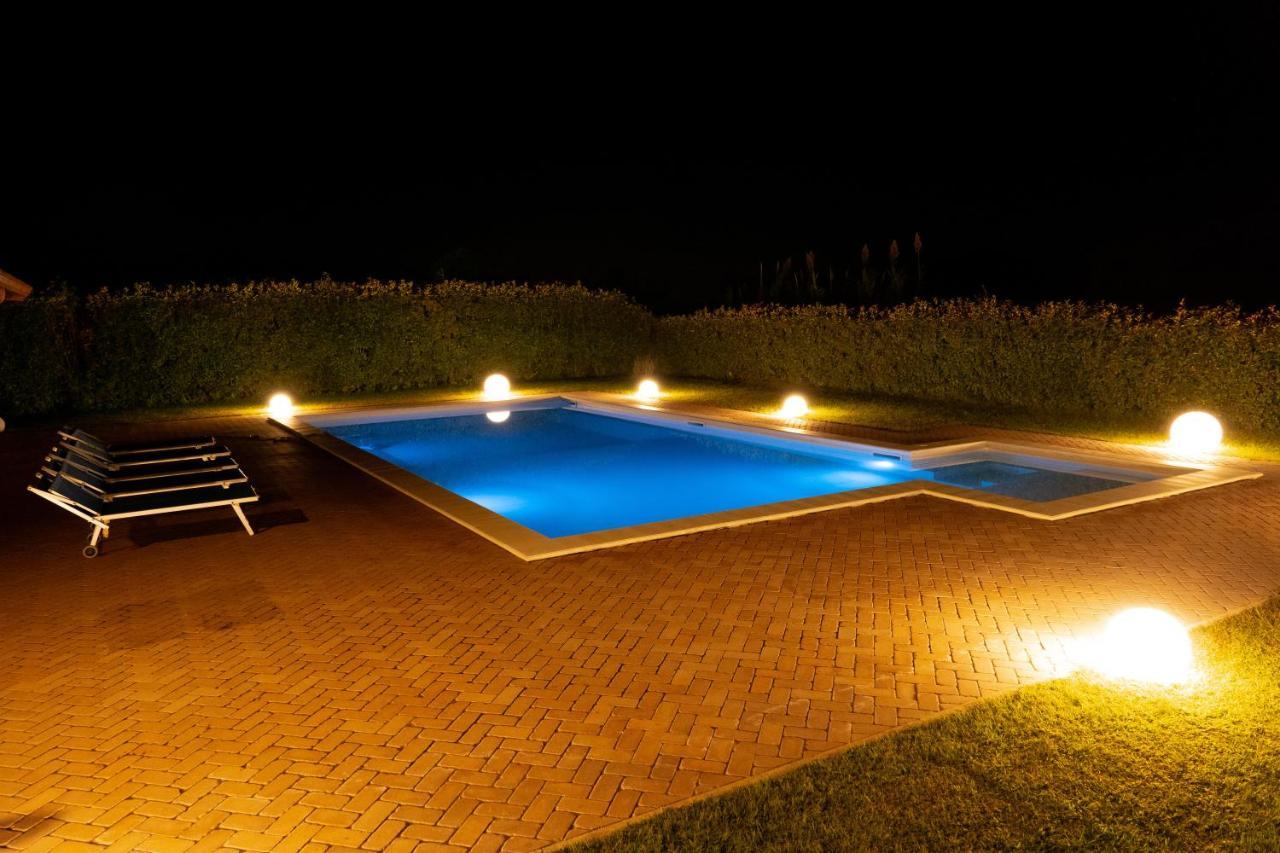 Agriturismo Casa Chiara Latina Kültér fotó