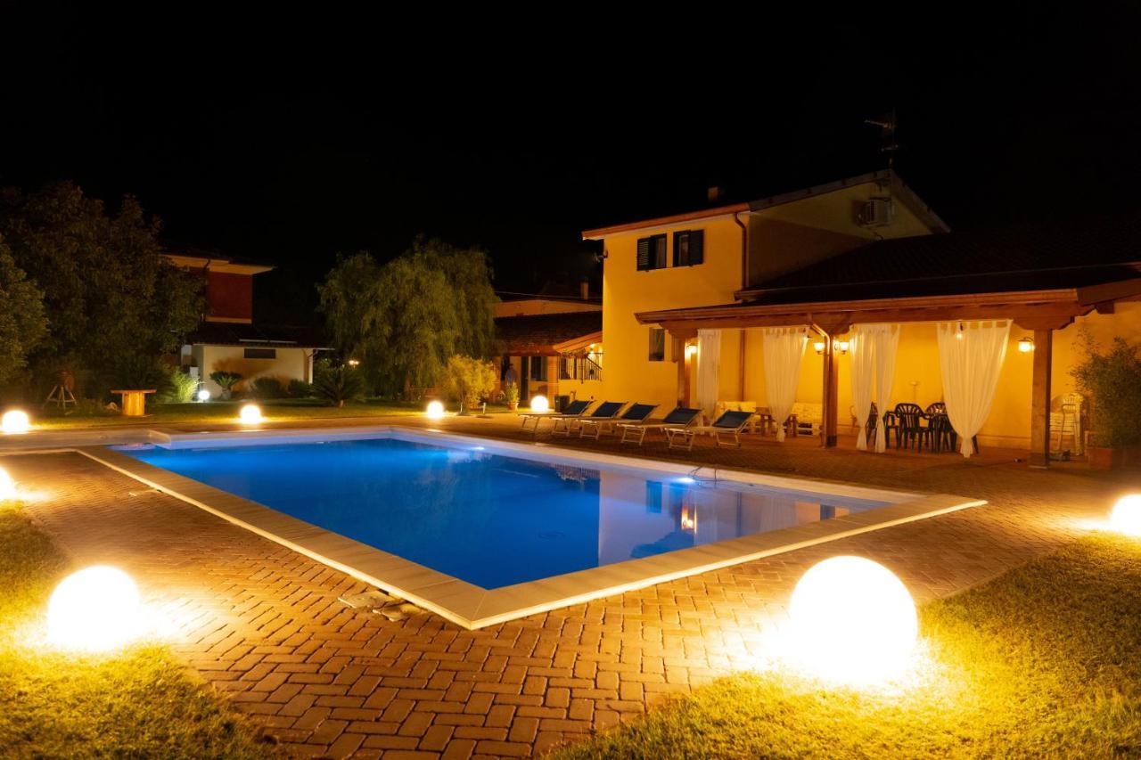 Agriturismo Casa Chiara Latina Kültér fotó
