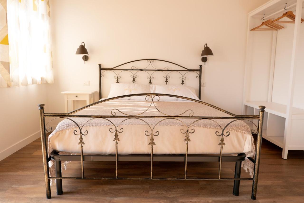 Agriturismo Casa Chiara Latina Kültér fotó